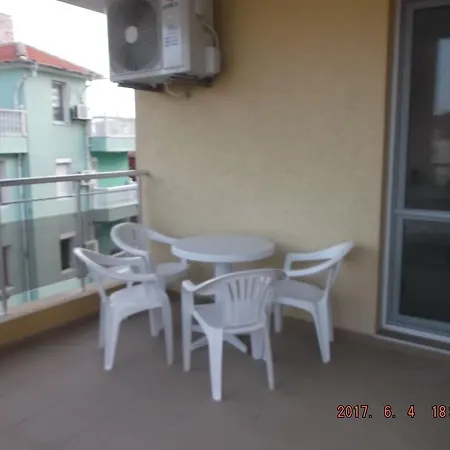 Appartamento Lyudiev Pomorie