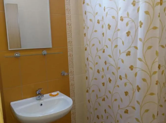 Lyudiev Appartamento *